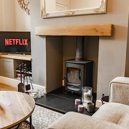 Cosy 2 Bed Cottage In Charming Village Of Christleton - For Up To 5 Eksteriør billede