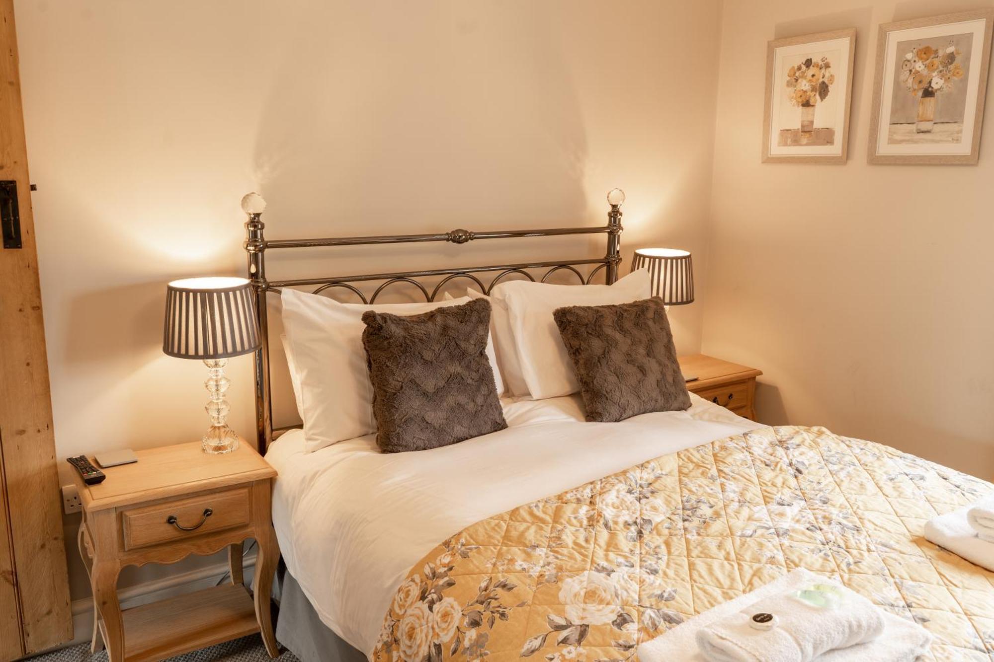 Cosy 2 Bed Cottage In Charming Village Of Christleton - For Up To 5 Eksteriør billede
